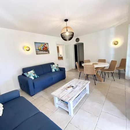 Apartment Spacieux ,lumineux ,proche Des , Piscine Les Issambres